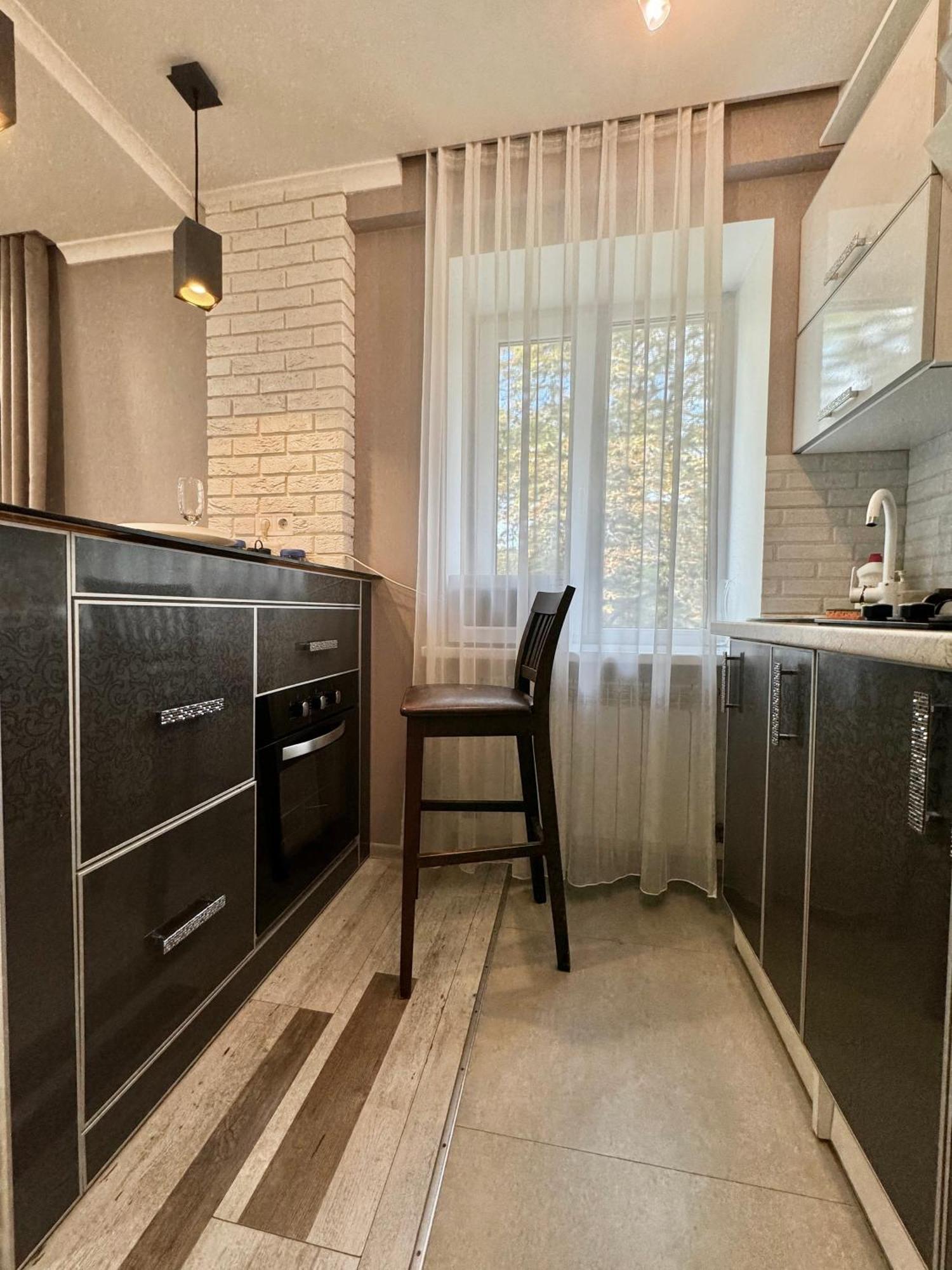 Apartpoltava Розкішна Студія З Кутовою Ванною, 1-Й Будинок Біля Корпусного Парку, Панорамний Балкон Extérieur photo